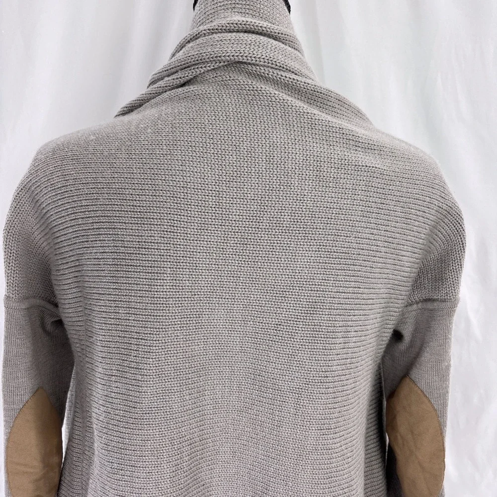 Lululemon Wrap It Up‎ Sweater Gray 100% Merino Wool Athleisure Cozycore
